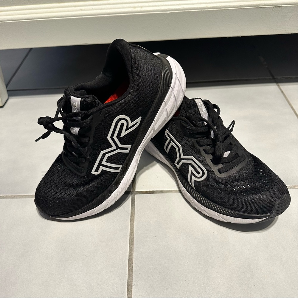 TYR Runners